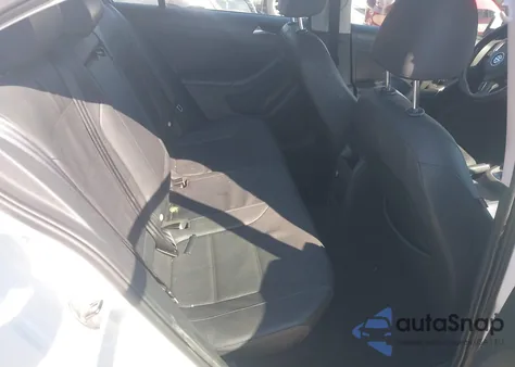 2012 Volkswagen Jetta 2.5L Se z USA, uszkodzony, nr VIN 3VWDP7AJ4CM315217